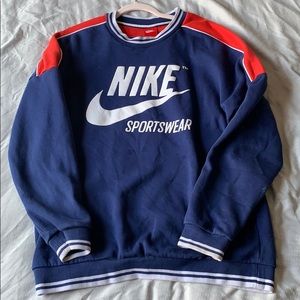 *RARE* Nike Sportswear Sweatshirt